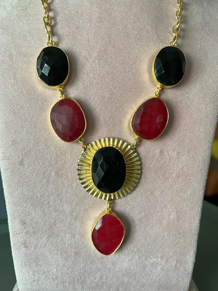 Exquisite Onyx Necklace - Premium Quality Craftsmanship