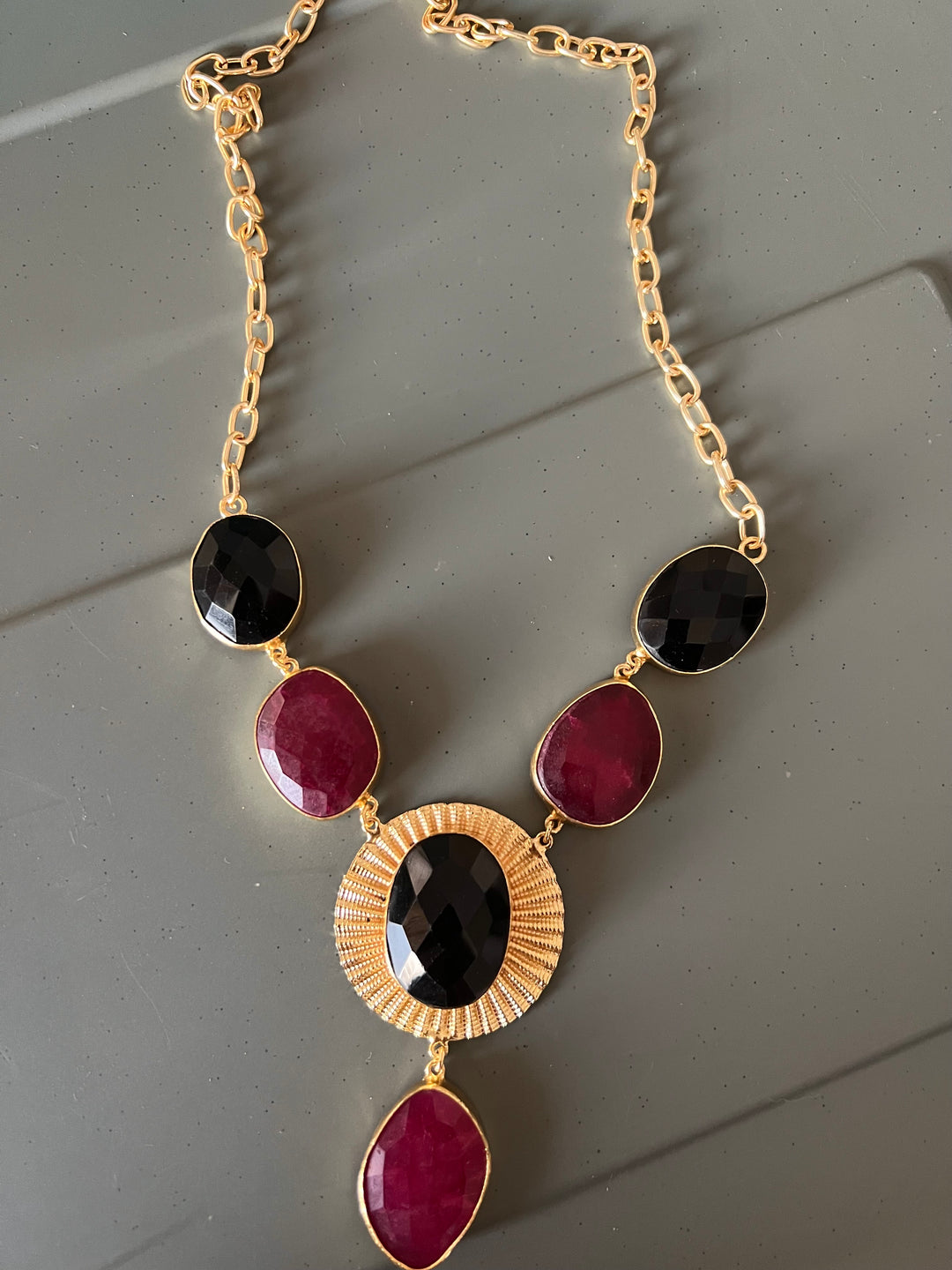 Exquisite Onyx Necklace - Premium Quality Craftsmanship