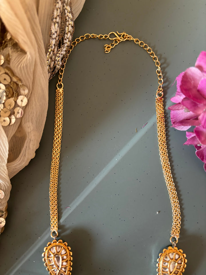 Exquisite Amrapali Fusion Pendant Necklace - Elevate Your Elegance