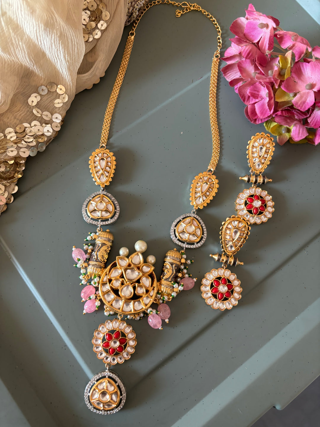 Exquisite Amrapali Fusion Pendant Necklace - Elevate Your Elegance