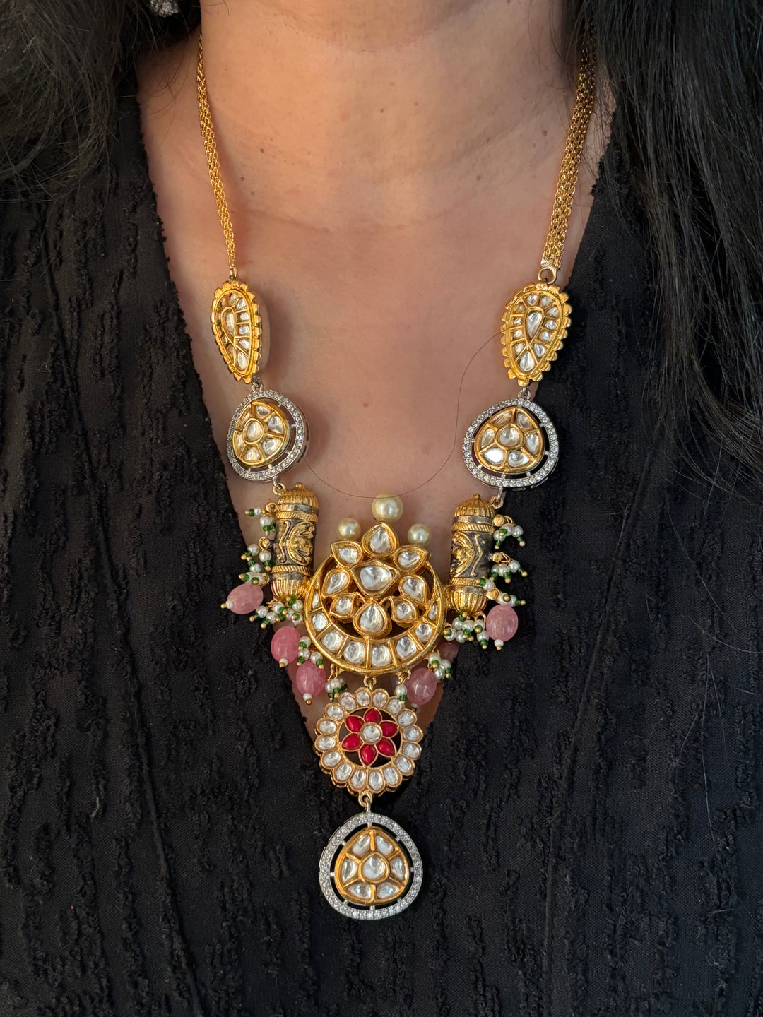 Exquisite Amrapali Fusion Pendant Necklace - Elevate Your Elegance