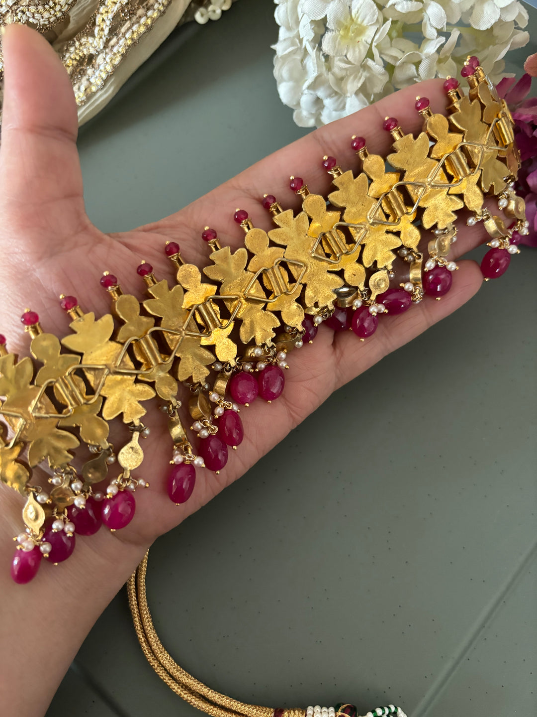 Gorgeous Pachi Kundan Choker with Earrings