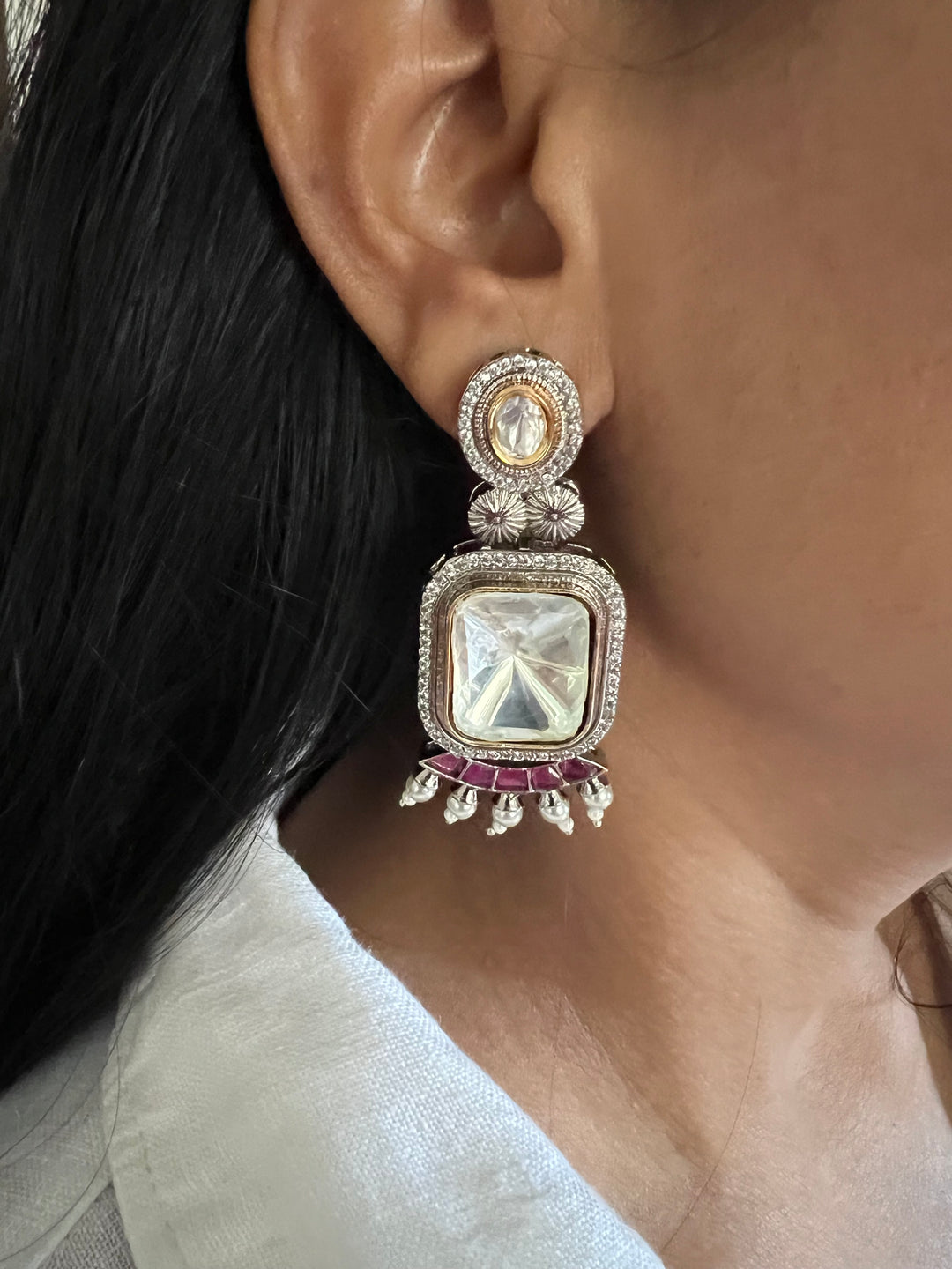 Elegant Earrings - Premium Quality, Exquisite Craftsmanship