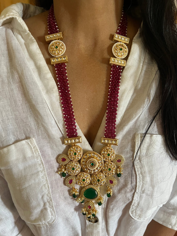 Beautiful Kundan Pendant Long Necklace with Earrings