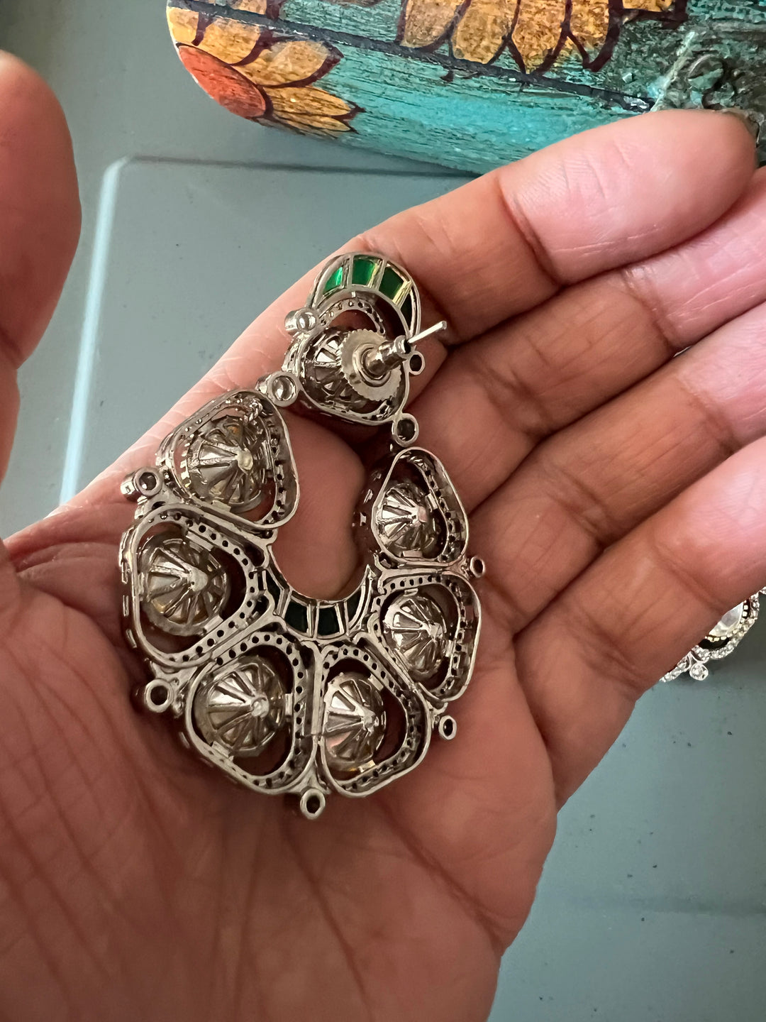 Gorgeous Kundan Studs - Premium Quality, Exquisite Craftsmanship