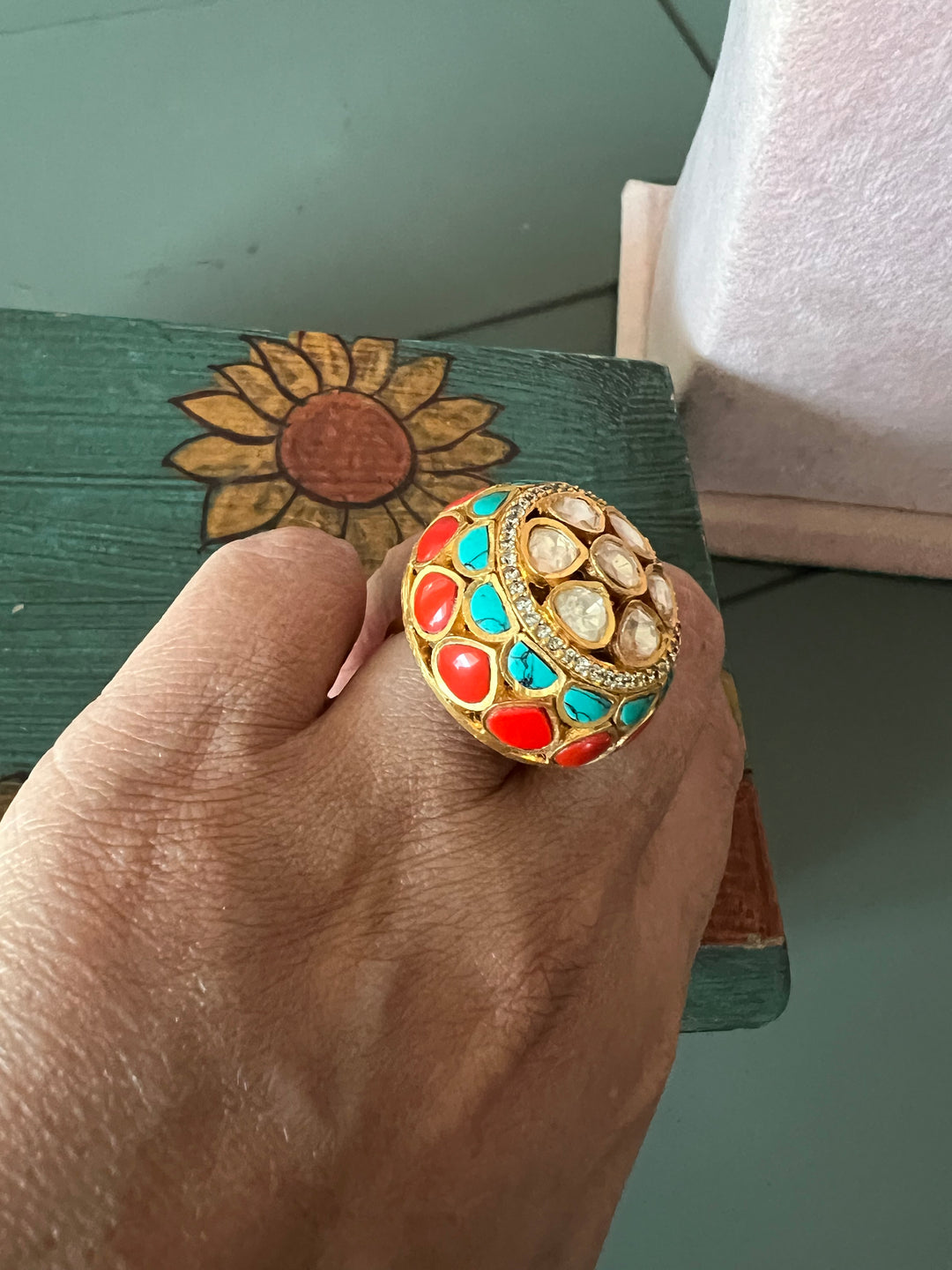 Elegant Kundan Wedding Ring - A Touch of Timeless Beauty