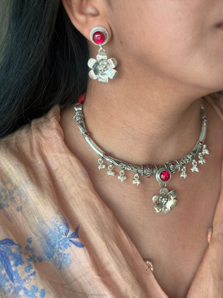 Handmade 925 Silver Flower Hasli Necklace Set | SHIVKA