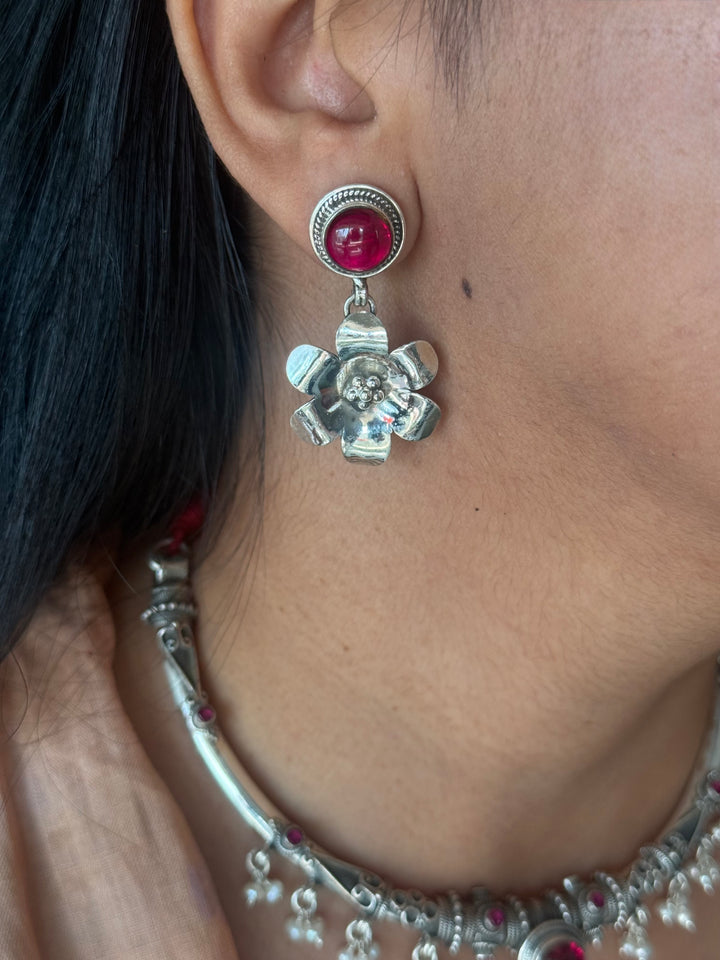 Handmade 925 Silver Flower Hasli Necklace Set | SHIVKA