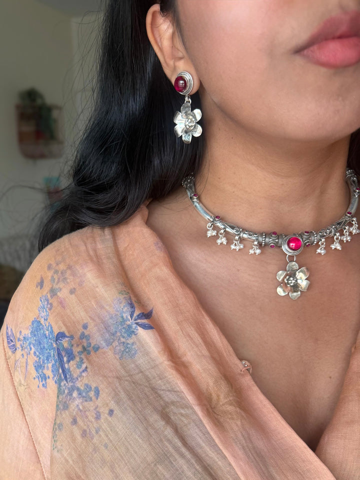 Handmade 925 Silver Flower Hasli Necklace Set | SHIVKA