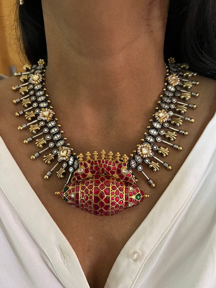 Beautiful Dholki Design Freshwater Pearls 925 Silver Necklace Set