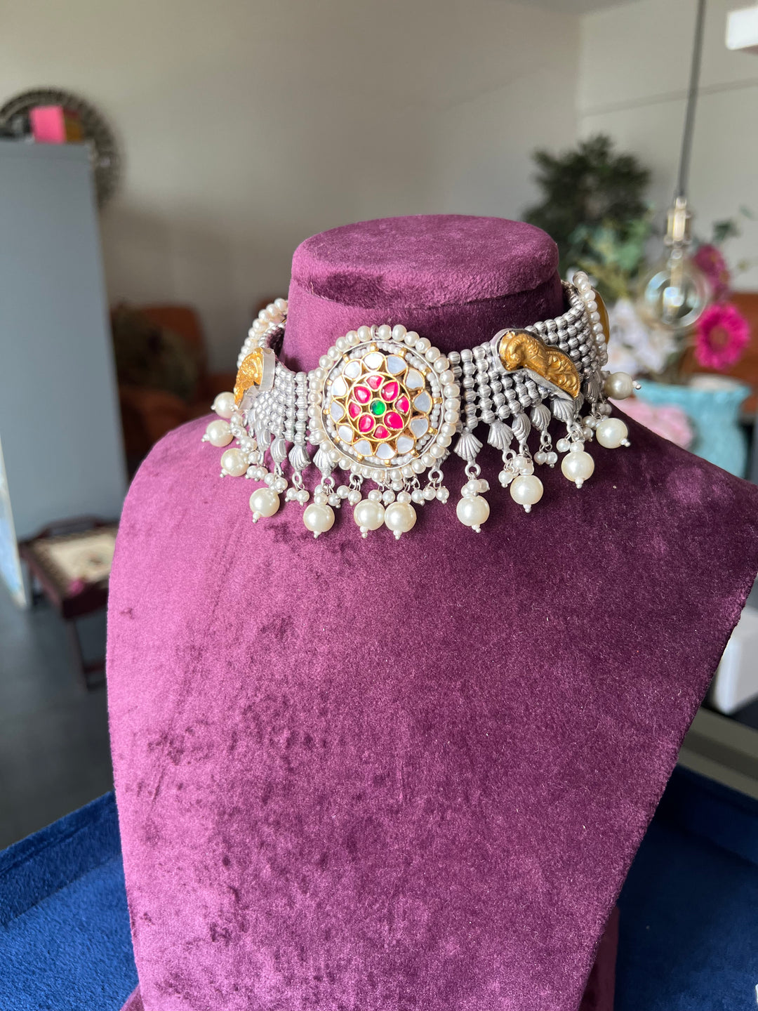 Chic Designer Fusion Choker