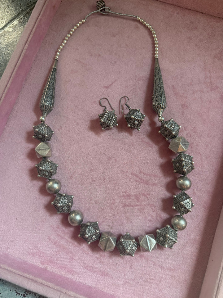 Handmade 925 Antique Sahiba Necklace Set | SHIVKA