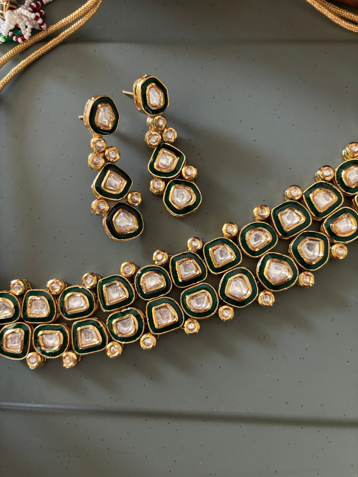 Scintillating Green Kundan Choker with Earrings