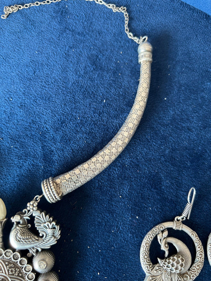 Antique Hasli Necklace with Peacock Design Earrings