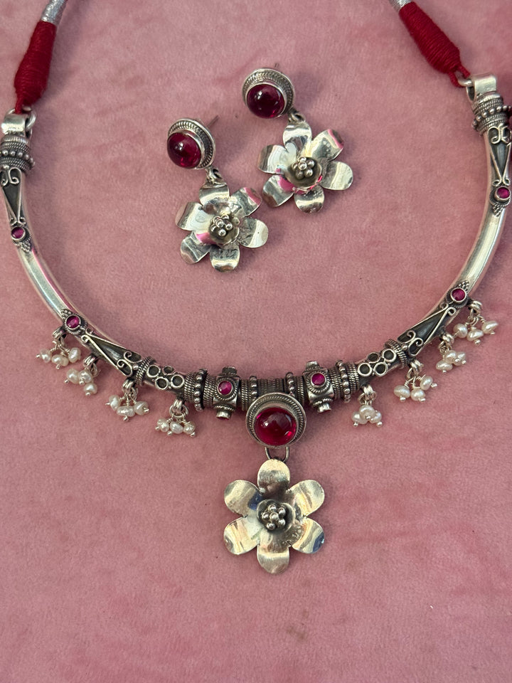 Handmade 925 Silver Flower Hasli Necklace Set | SHIVKA