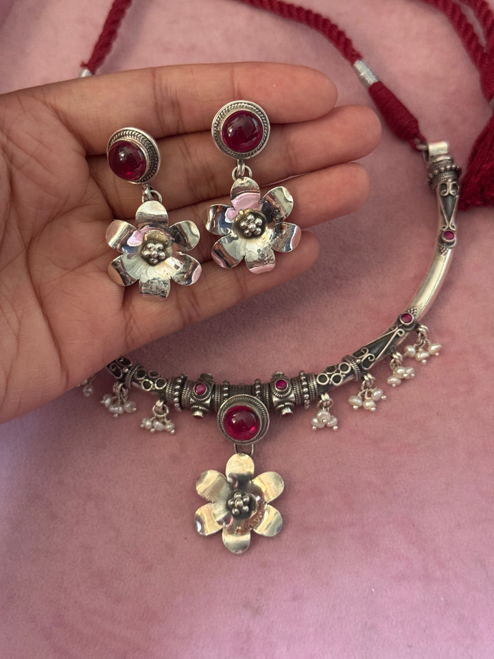 Handmade 925 Silver Flower Hasli Necklace Set | SHIVKA