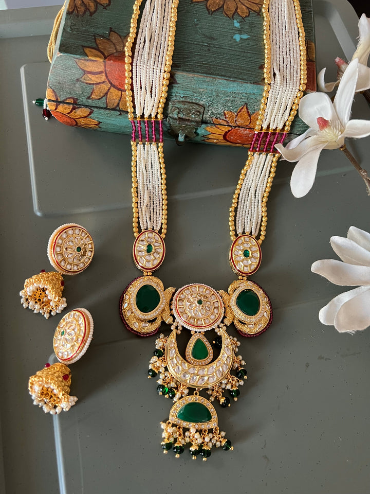 Exquisite Pendant Necklace Set - A Masterpiece of Elegance