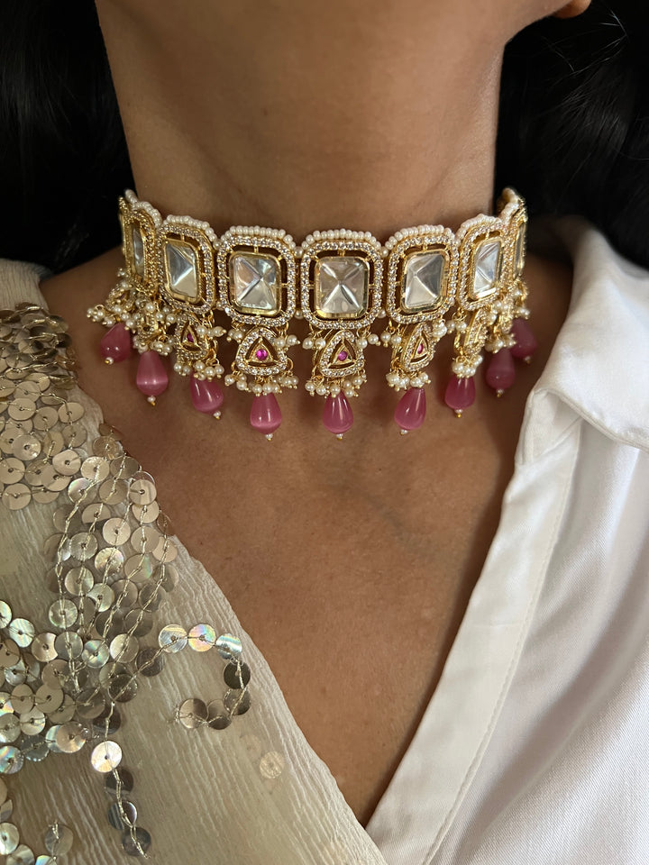 Elegant Choker Set - Unmatched Quality and Style