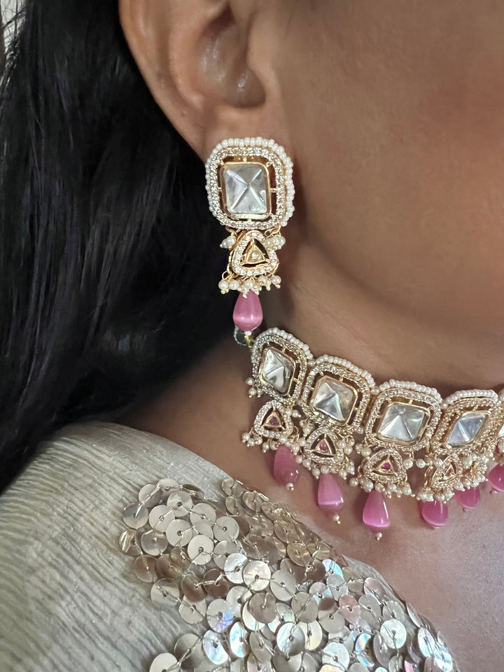 Elegant Choker Set - Unmatched Quality and Style