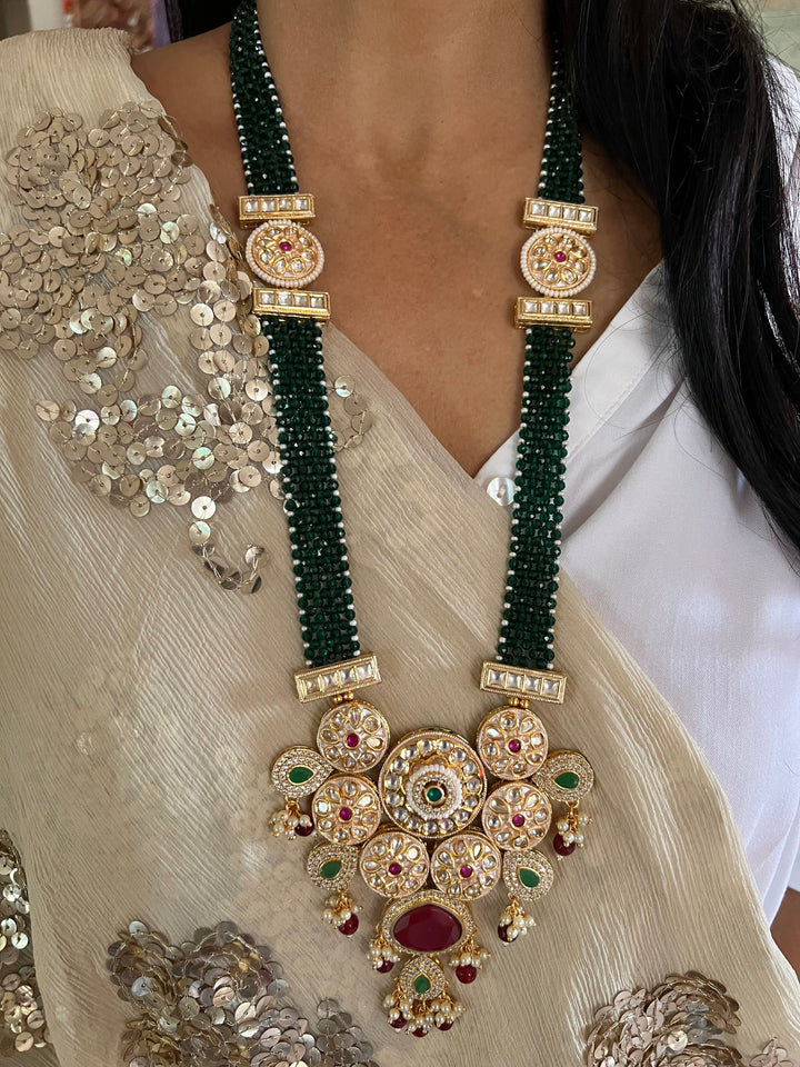 Beautiful Kundan Pendant Long Necklace with Earrings