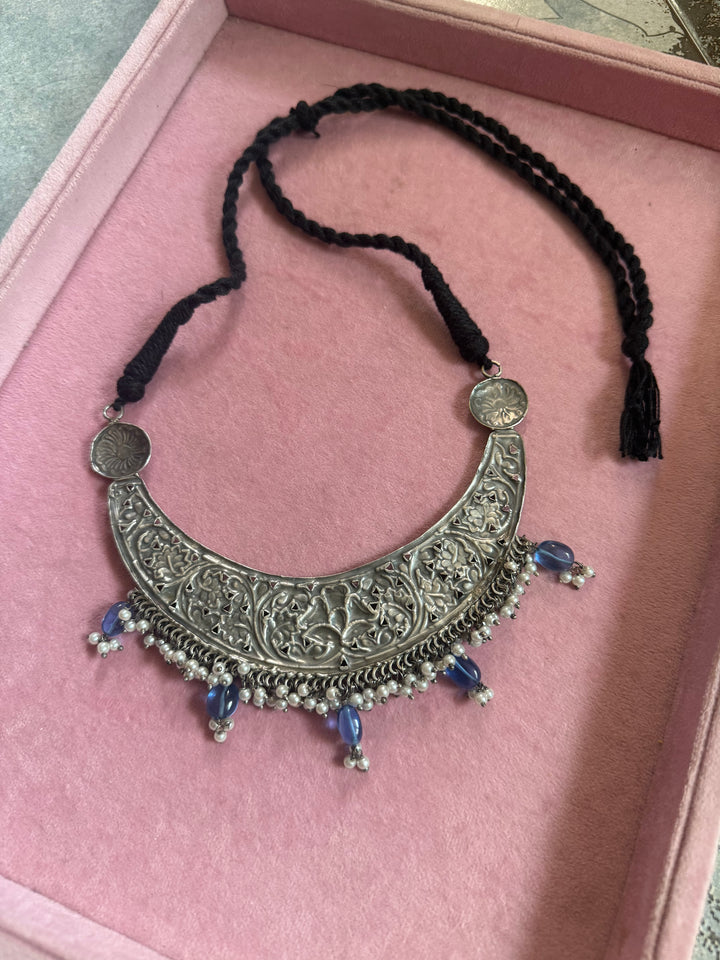 Antique Choker