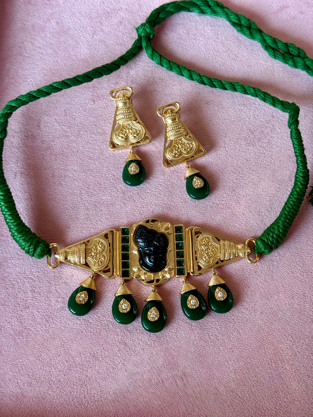 Shrinathji Temple Choker Necklace Set