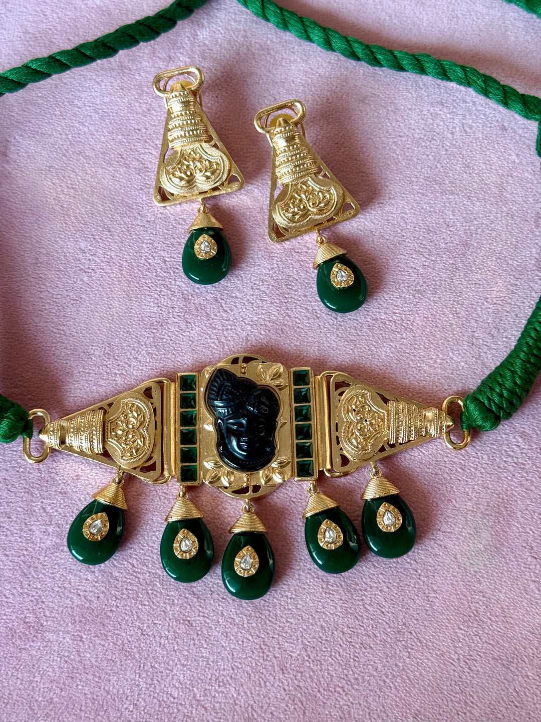 Shrinathji Temple Choker Necklace Set