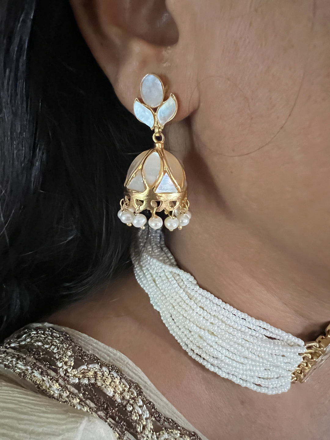 Elegant Mother of Pearl 925 Silver Choker Necklace Set - Unmatched Quality and Style