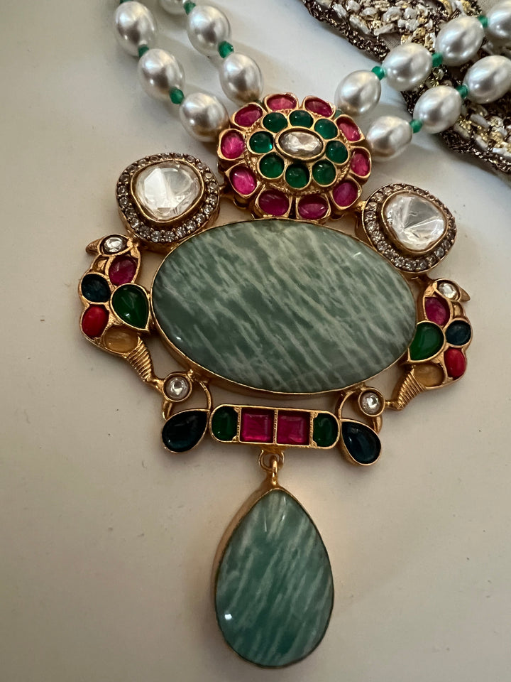 SHIVKA Amazonite Kempu Pendant Set | Bridal Pearl Necklace