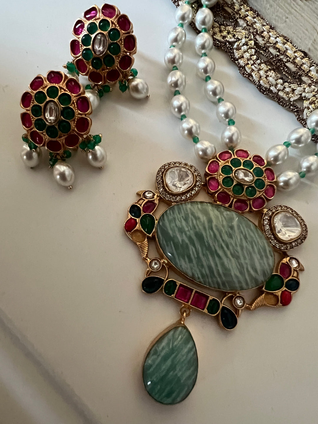 SHIVKA Amazonite Kempu Pendant Set | Bridal Pearl Necklace