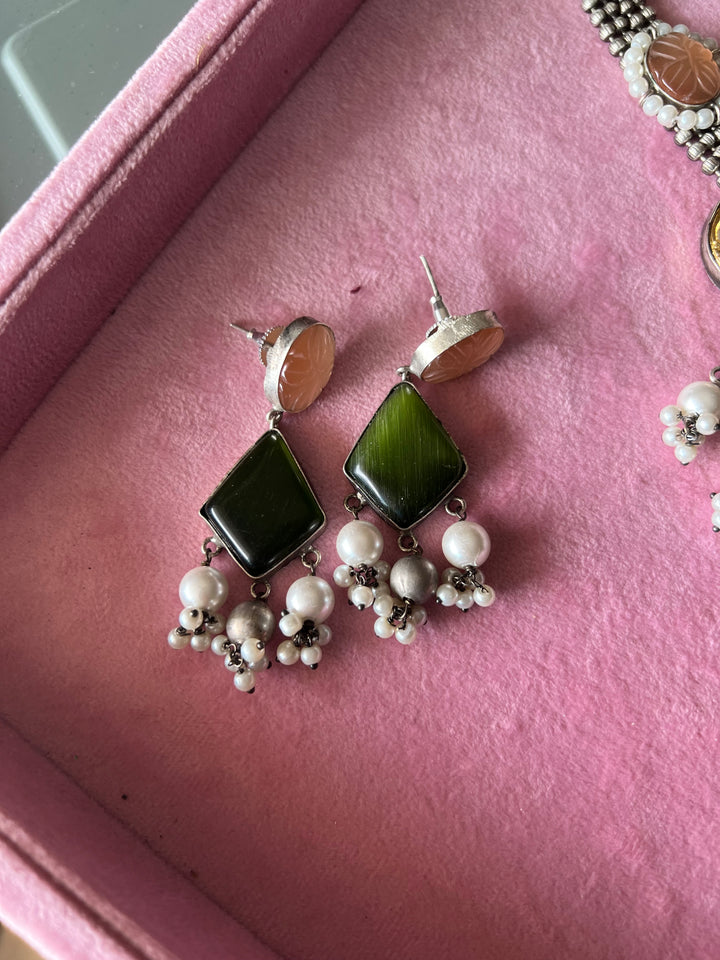 Divine Fusion Goddess Necklace Set - Embrace Elegance