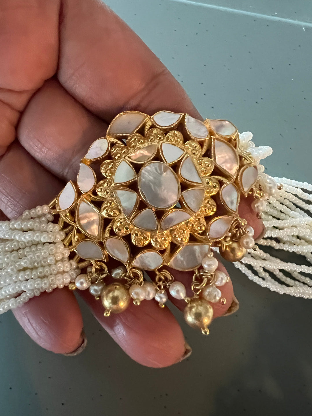 Elegant Mother of Pearl 925 Silver Choker Necklace Set - Unmatched Quality and Style