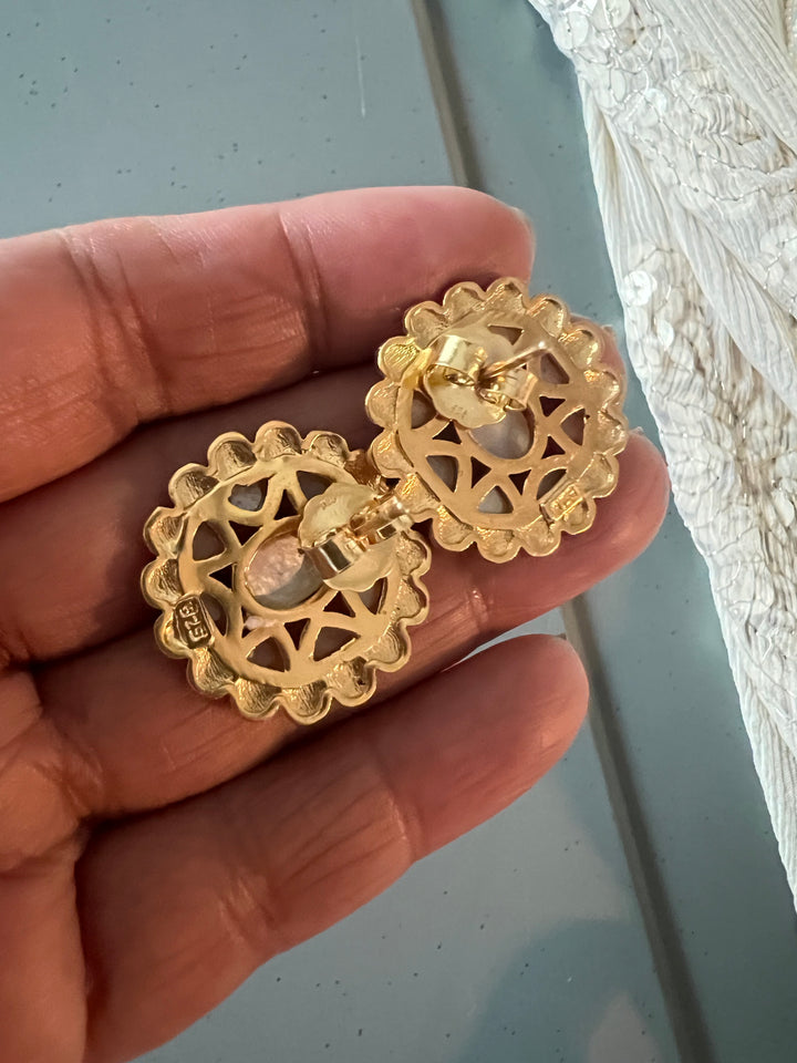 Elegant Mother of Pearl 925 Silver Choker Necklace Set - Unmatched Quality and Style