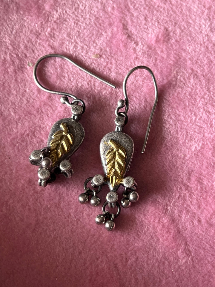 Elegant Dual Tone Black Beads Set - Subtle Sophistication