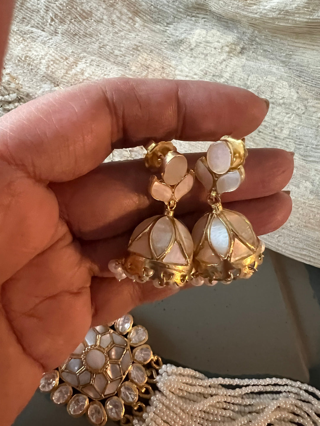 Elegant Mother of Pearl 925 Silver Choker Necklace Set - Unmatched Quality and Style