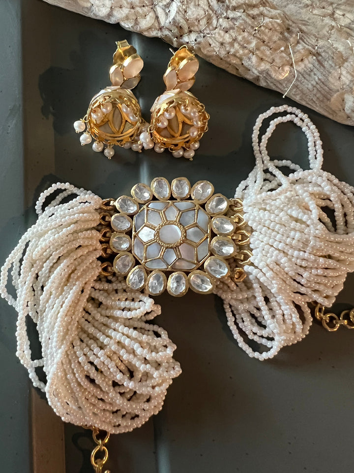 Elegant Mother of Pearl 925 Silver Choker Necklace Set - Unmatched Quality and Style