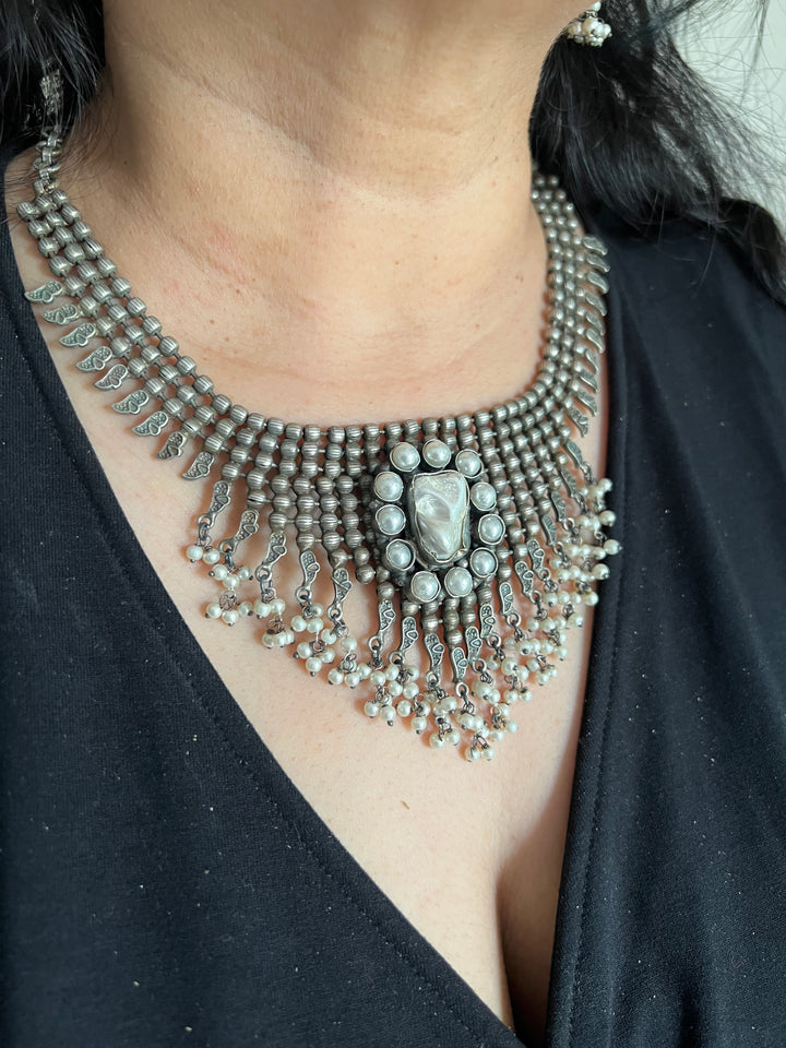 Timeless Antique Pearl Choker Necklace Set