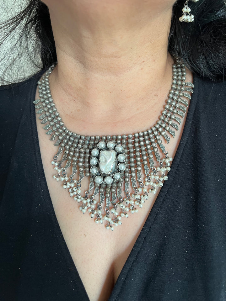 Timeless Antique Pearl Choker Necklace Set