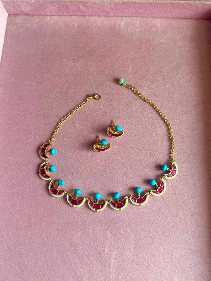 Jadau Turquoise Moon and Pearl Choker Set