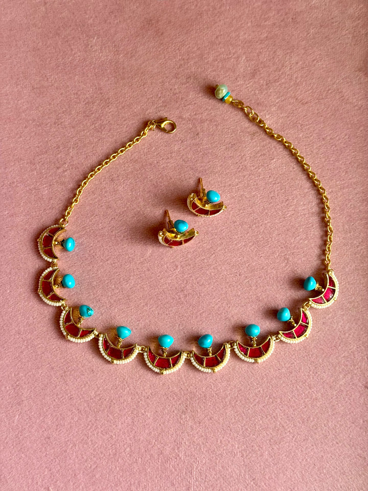 Jadau Turquoise Moon and Pearl Choker Set