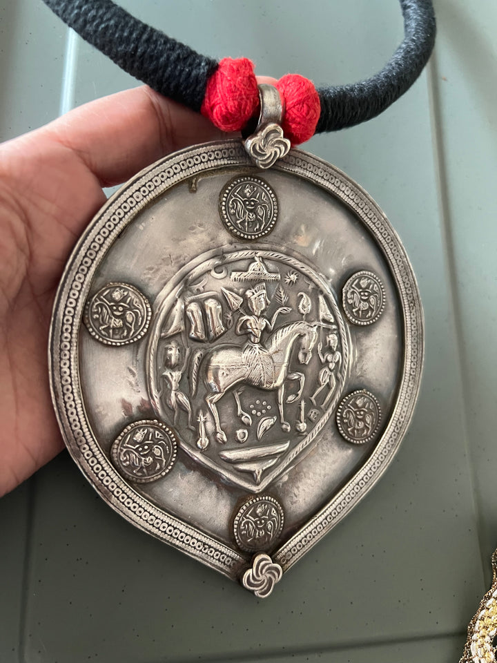 Bold Tribal Necklace - A Timeless Statement Piece