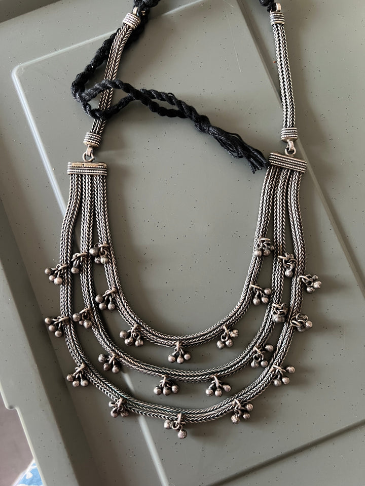 Exquisite Three-Layered Ghungroo Necklace - Vintage Elegance