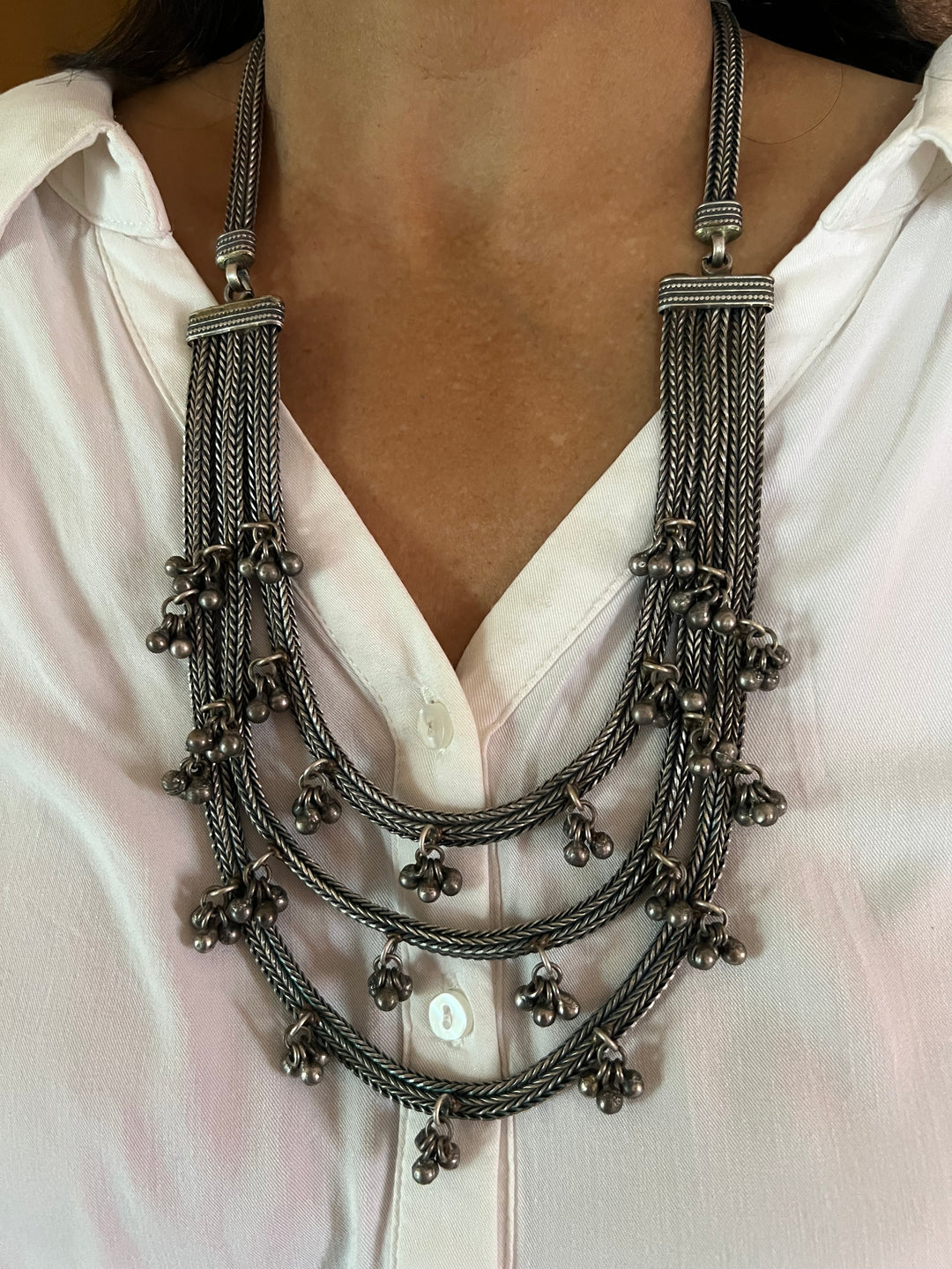 Exquisite Three-Layered Ghungroo Necklace - Vintage Elegance