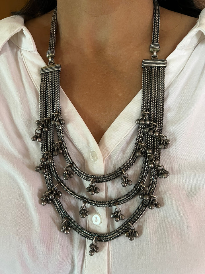 Exquisite Three-Layered Ghungroo Necklace - Vintage Elegance