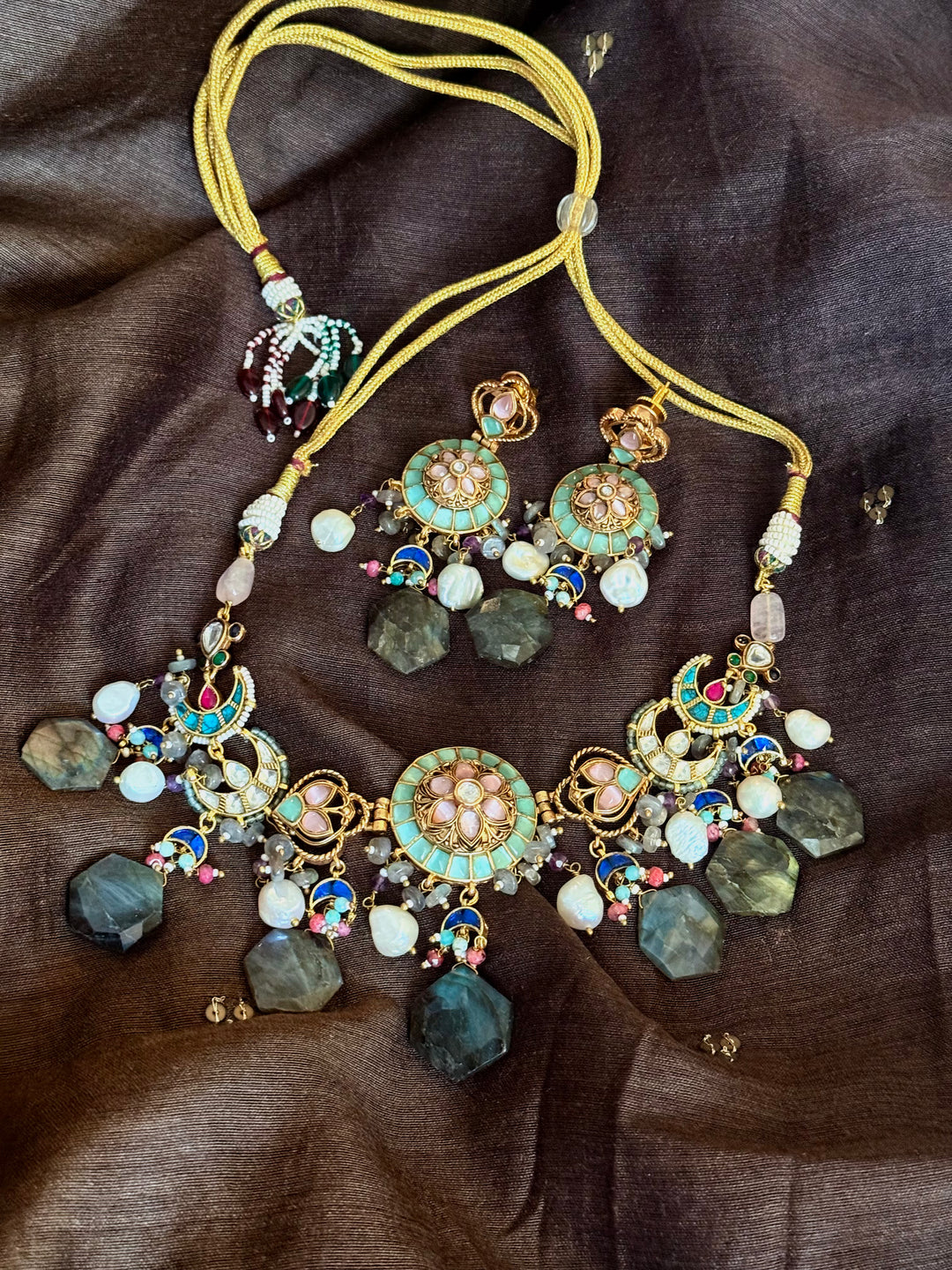 Gulzar Pastel Choker Set with Labradorite and Pearl Drops