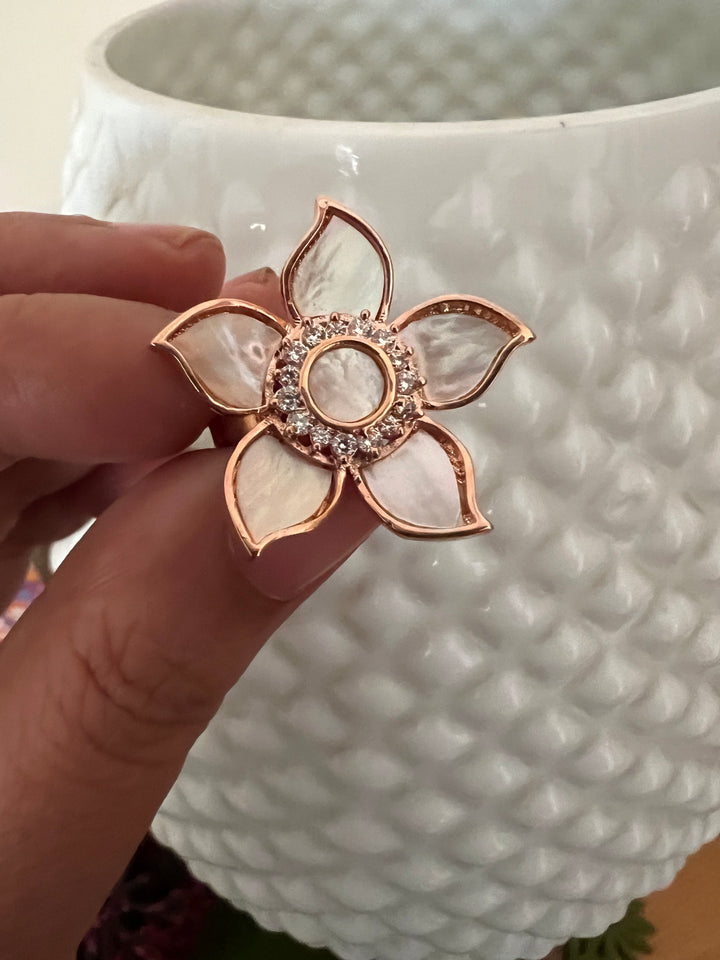 MOP Flower Ring