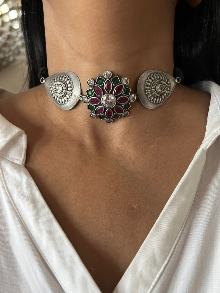 Multicoloured Vintage Choker with Studs