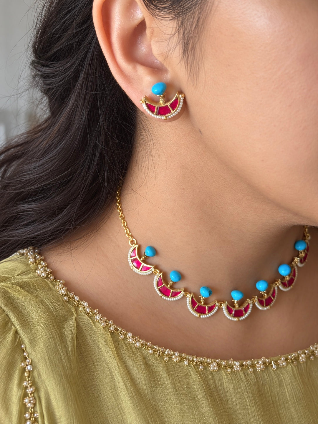 Jadau Turquoise Moon and Pearl Choker Set