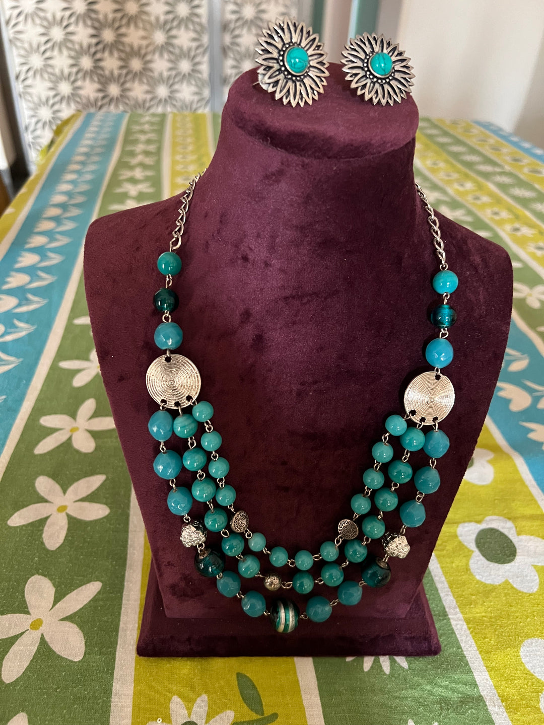 Elegant Blue & Silver Beaded Necklace with Statement Studs