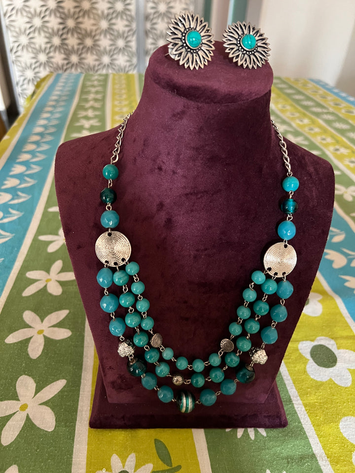 Elegant Blue & Silver Beaded Necklace with Statement Studs